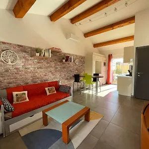 https://appartement-au-calme-et-confortable-independant-avec-jardin.fr-provencehotel.com